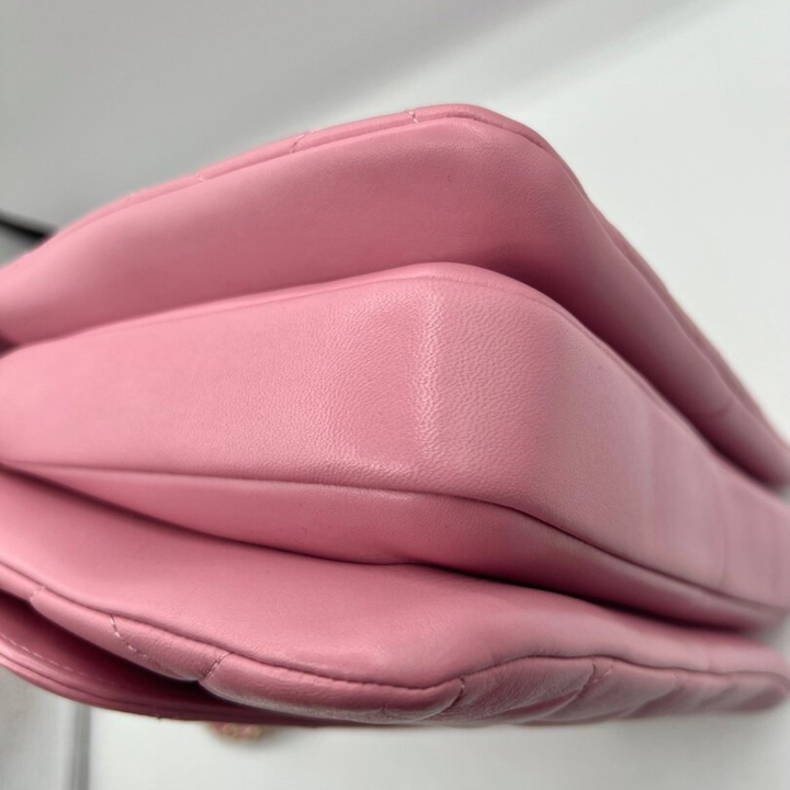 Chanel - Bolso CC con solapa