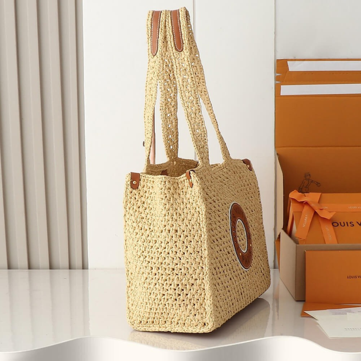 Louis Vuitton – Bolso OnTheGo MM «By The Pool» de rafia