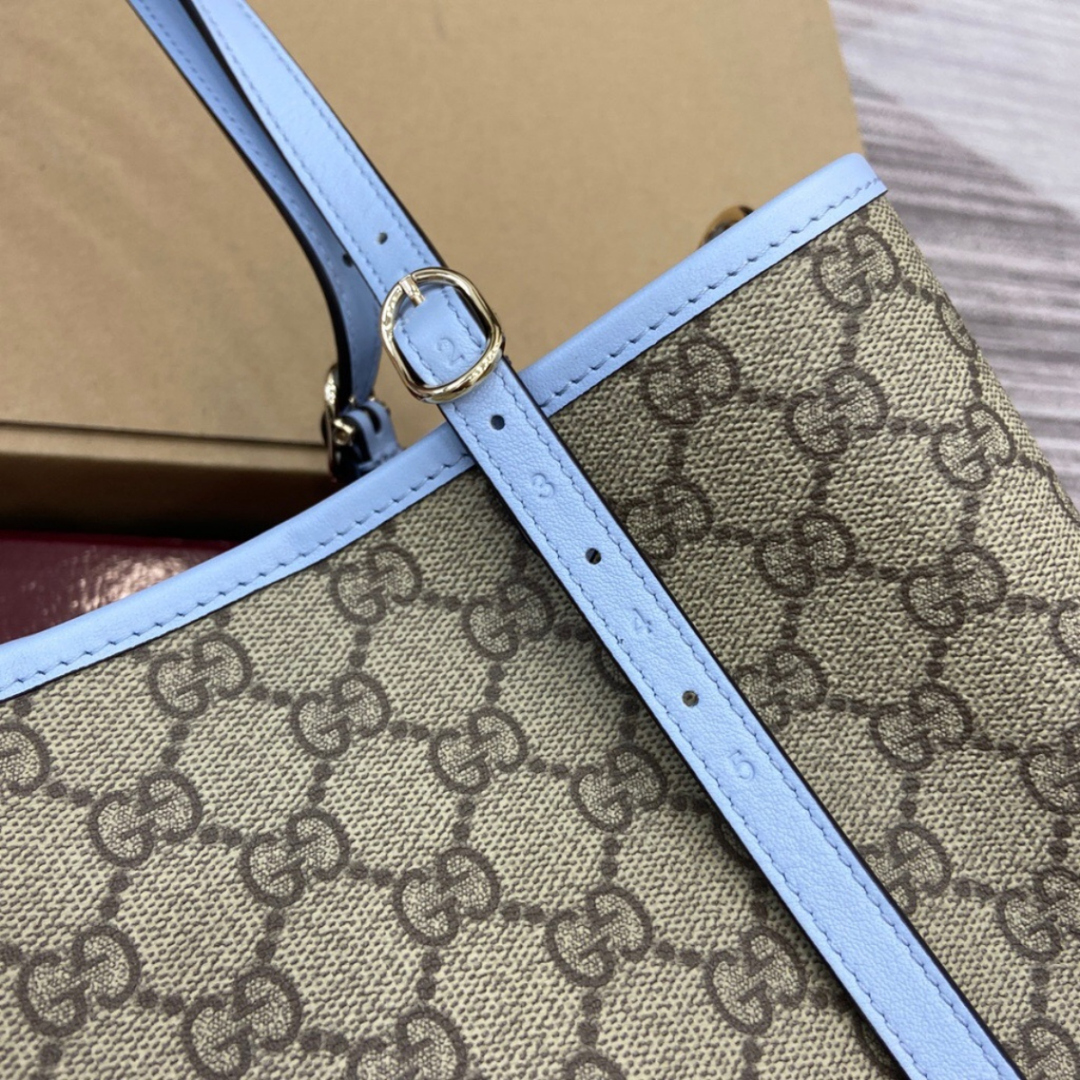 Gucci – Bolso shopper grande con emblema GG