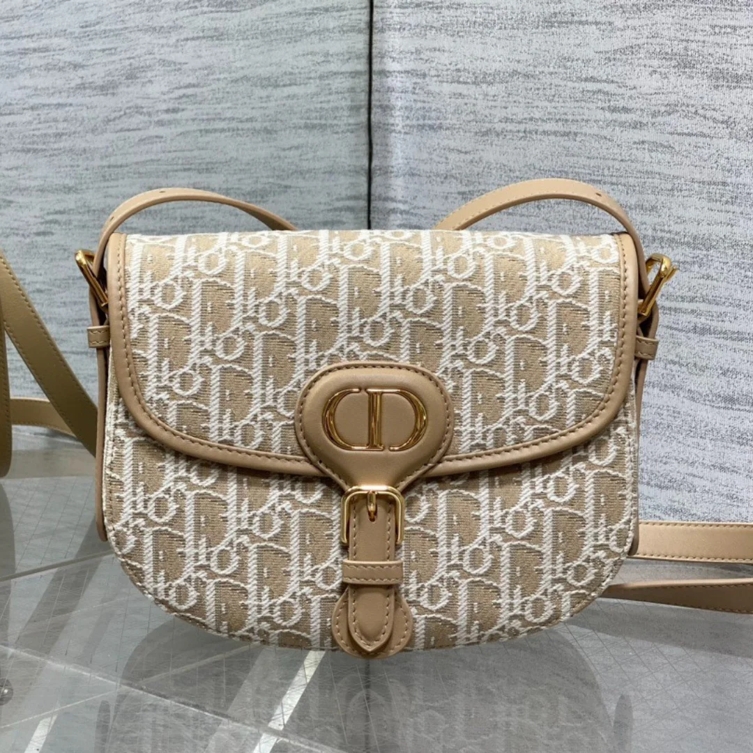 Bolso Bobby mediano de Dior