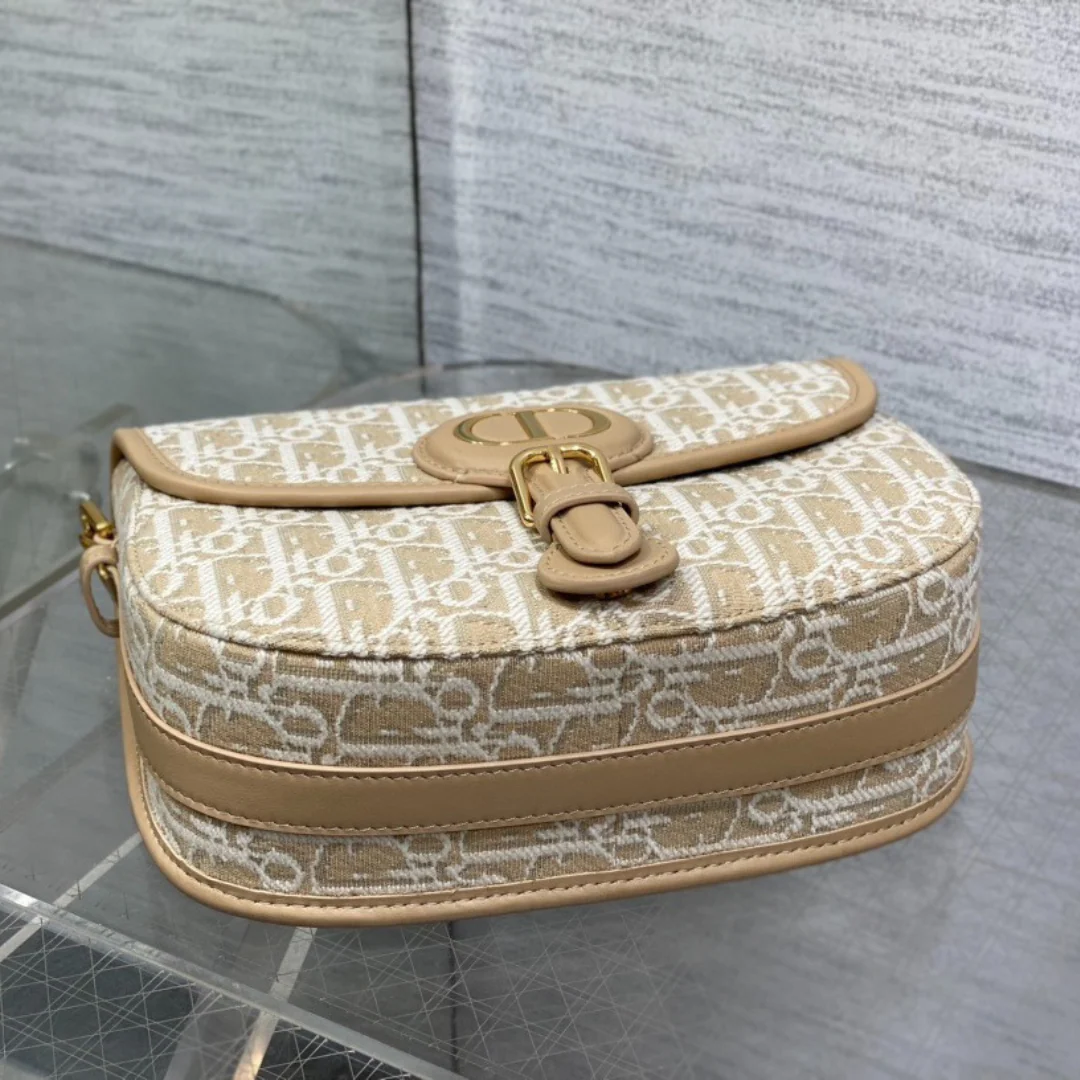 Bolso Bobby mediano de Dior