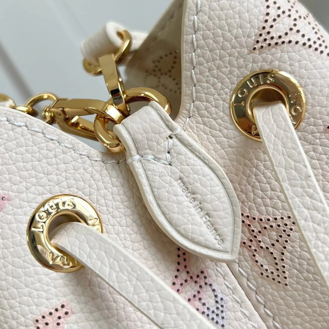 Louis Vuitton – Bolso Bella