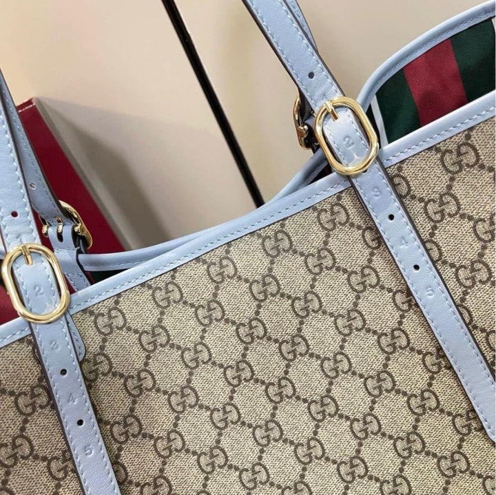 Gucci – Bolso shopper grande con emblema GG