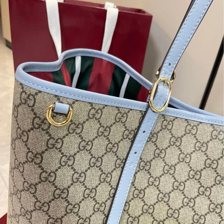 Gucci – Bolso shopper grande con emblema GG
