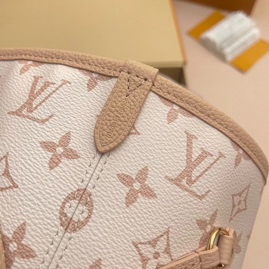 Louis Vuitton – Bolso Neverfull Inside Out MM
